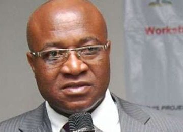 Nonperforming Ministers should be sacked – Majority Leader