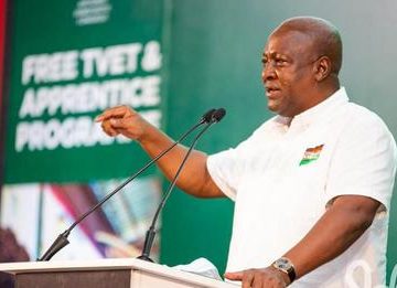 4 unions petition Mahama to contest 2024 elections to save them from economic hardship