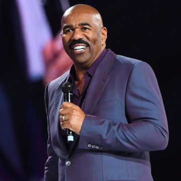 Steve Harvey endorses Ghana in viral video, encourages audience to visit along with other African countries