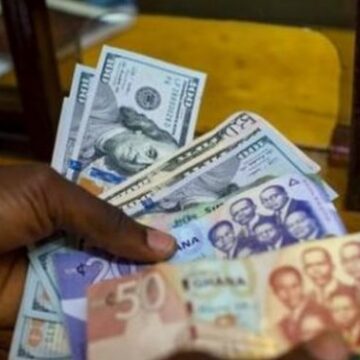 Cedi crosses GH¢16 mark against the dollar on retail market