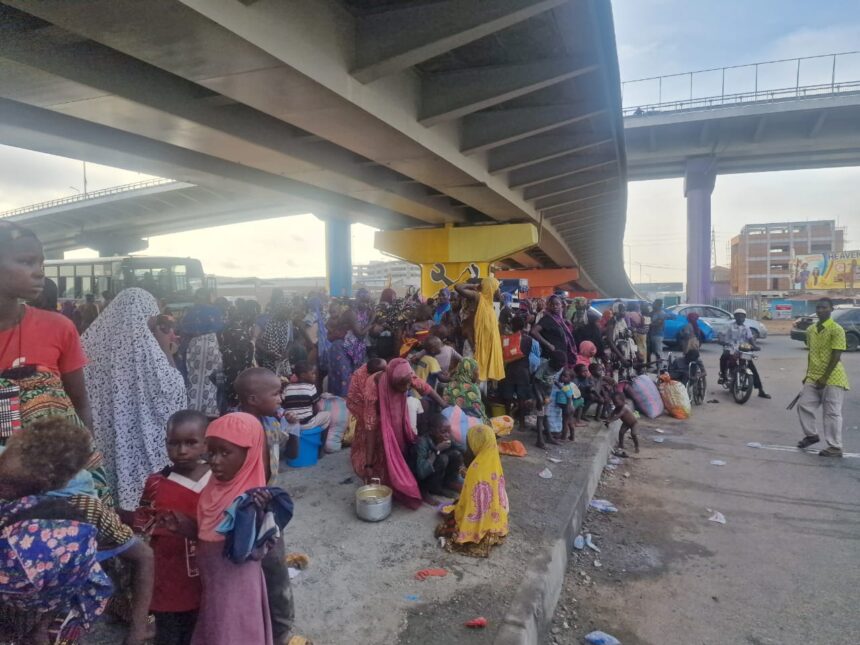 Ghana Immigration Service Cracks Down on Foreign Beggars in Accra—Over 2,200 Arrested!