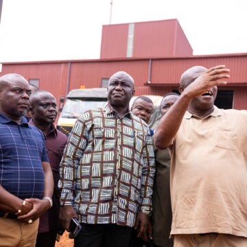 Nkɔkɔ nketenkete feed to soon hit the Ghanaian Market – Agric Minister