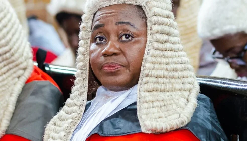 Ex-Chief Justice May Struggle to Return to Supreme Court – Law Professor