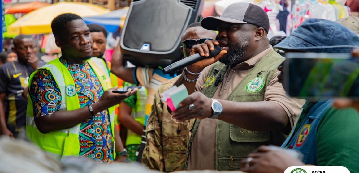 AMA Orders Shops Closed for First National Sanitation Day Clean-Up