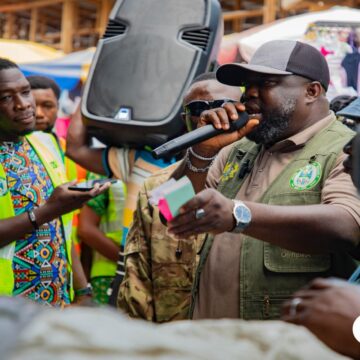 AMA Orders Shops Closed for First National Sanitation Day Clean-Up