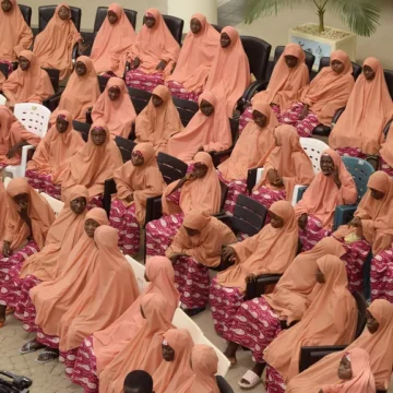 Gunmen Abduct 25 Schoolgirls in Northern Nigeria