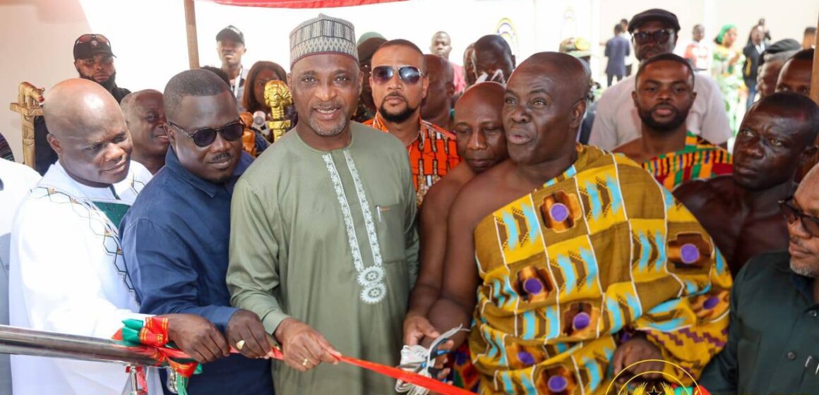 Interior Minister Commissions Bono Regional Command of National Signals Bureau