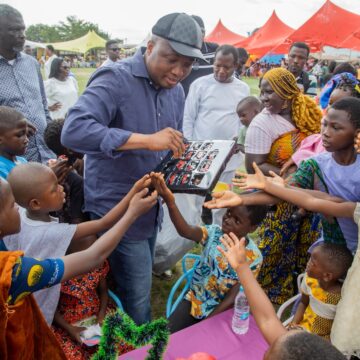 Over 6,000 Children Join Ablakwa’s Annual Christmas Party in Juapong