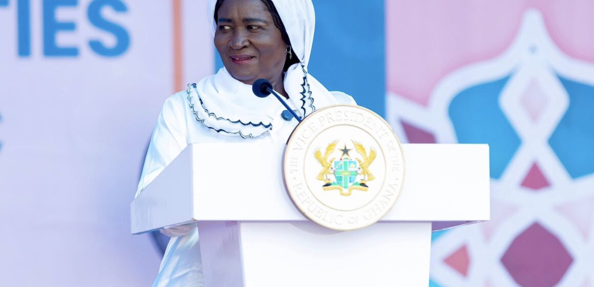Vice President Calls for Moral Responsibility at Ahmadiyya Summit