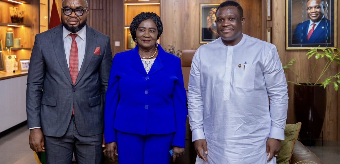 Vice President Endorses One Million Coders Program During Visit to Communications Ministry