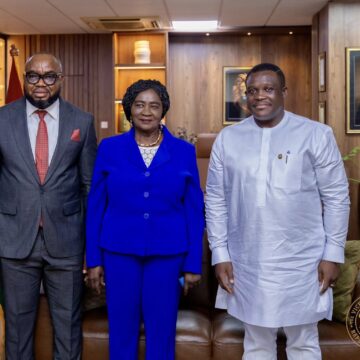 Vice President Endorses One Million Coders Program During Visit to Communications Ministry