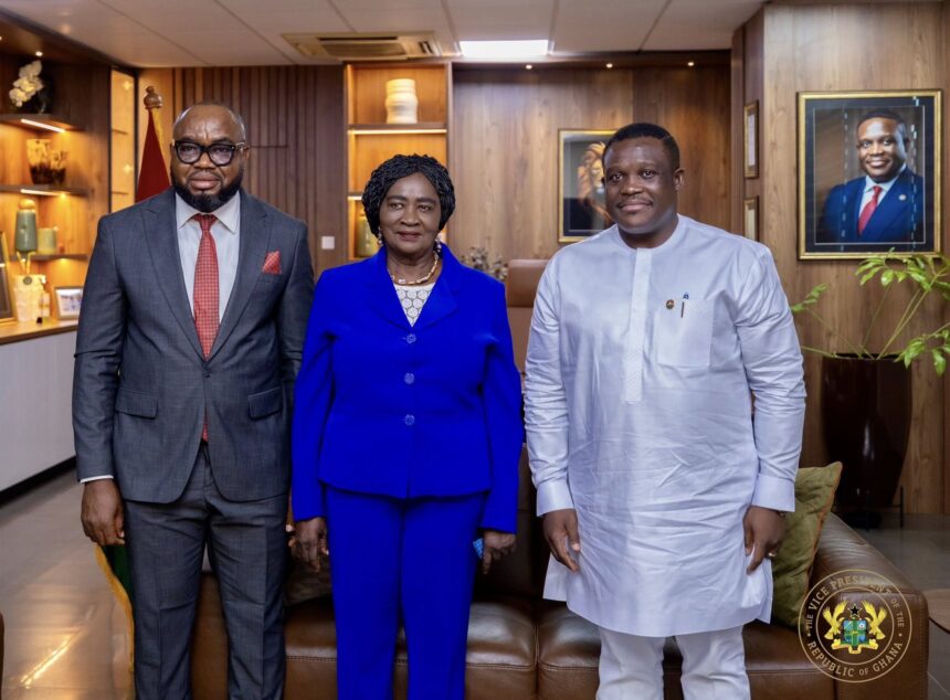 Vice President Endorses One Million Coders Program During Visit to Communications Ministry