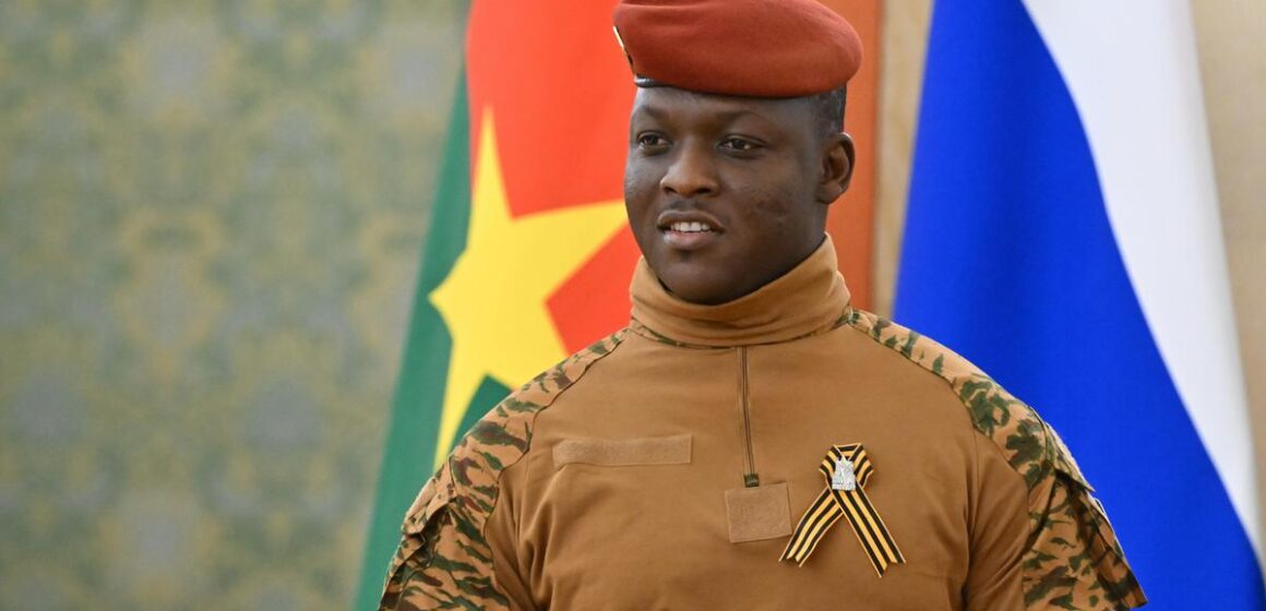 Burkina Faso military government dissolves 100 political parties