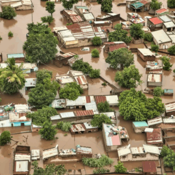 Torrential rains displace thousands in Mozambique as floods wreak havoc