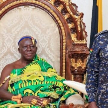 The Asantehene, Otumfuo Osei-Tutu II, Makes Historic Appearance at Ghana Police Headquarters