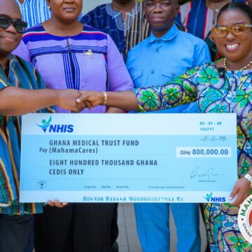 NHIA Donates GHS 800,000 to Ghana Medical Trust Fund