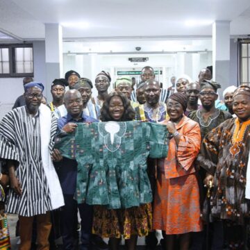 Government Engages Fugu Producers to Strengthen Smock Industry