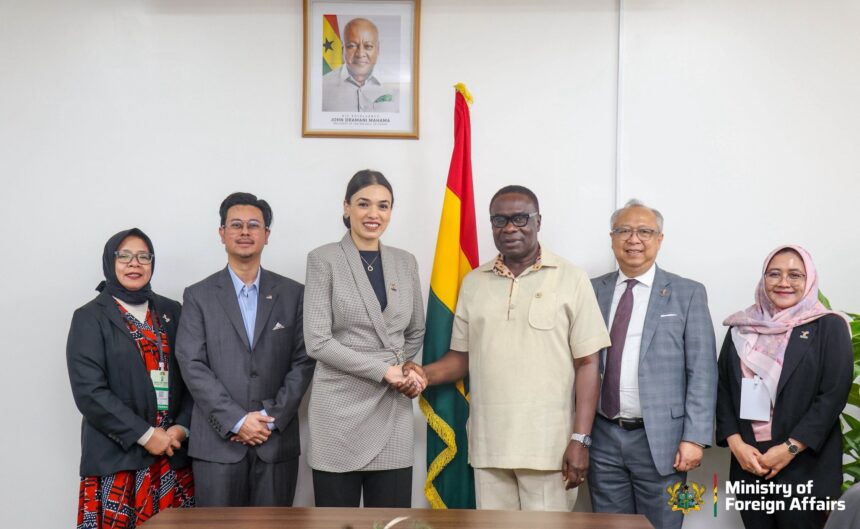 Deputy Foreign Affairs Minister Meets Palm Oil Producers’ Council Delegation