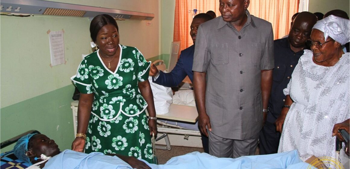 Trade & Transport Ministers Visit Injured Tomato Traders, Pledge Boost in Local Production