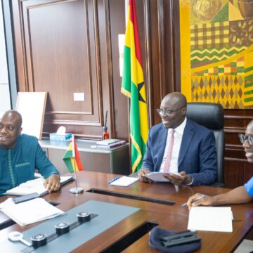 Finance Minister Orders Tough Border Measures to Protect Revenue