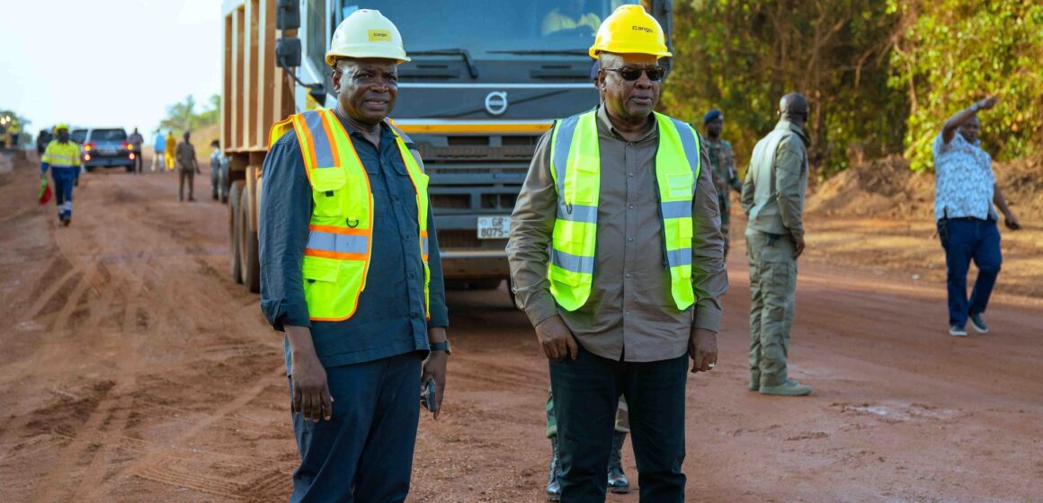 Mahama Inspects Jinijini–Sampa Road Project on “Resetting Ghana Tour”