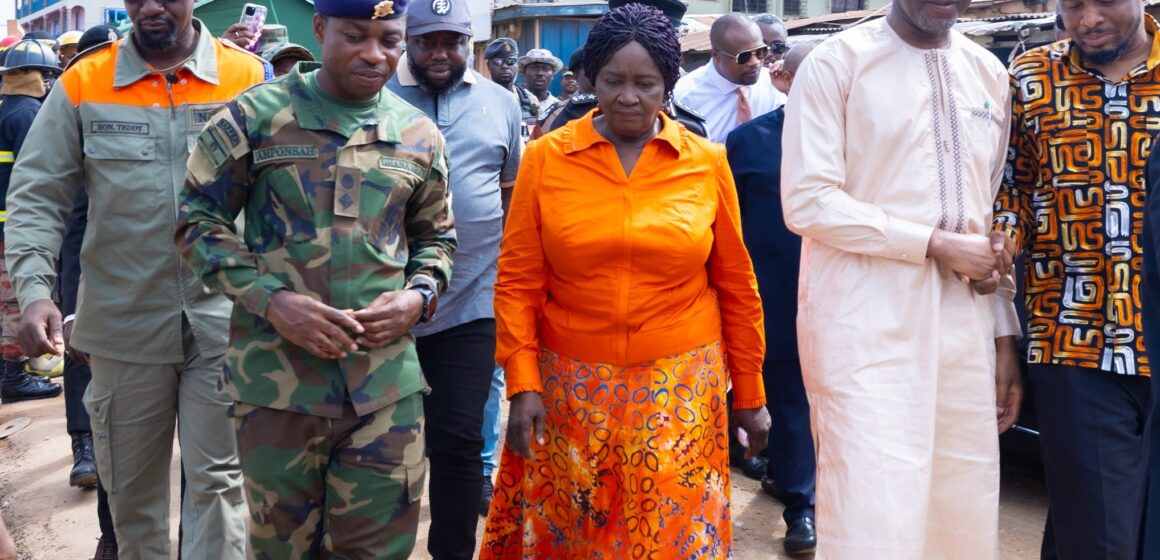 Vice President Visits School Collapse Site, Extends Condolences