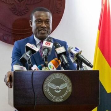“We Must Build This Office for the Ages” — Special Prosecutor Warns of Political Threats