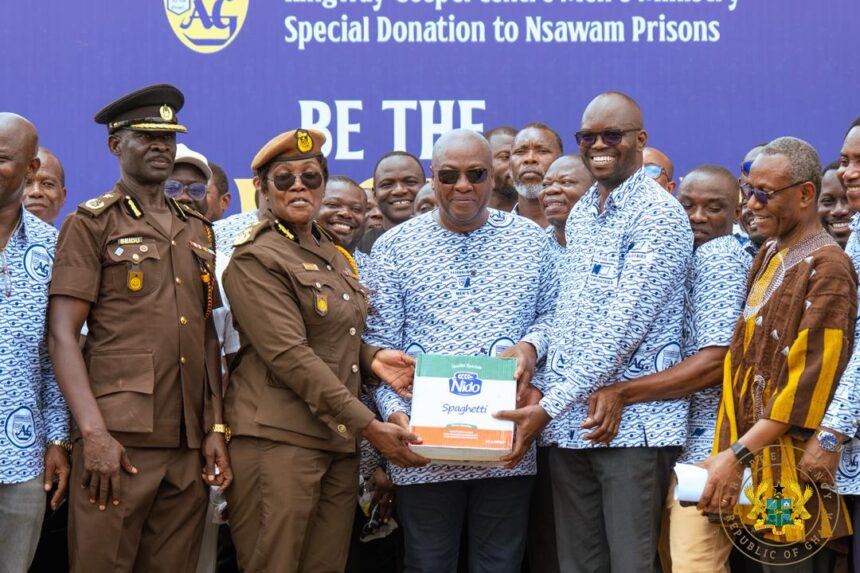 Nsawam Prison Inmates Receive Fellowship, Food Aid from Mahama and Church Ministry
