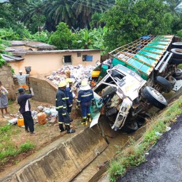 GNFS Rescues Two in Kpeve Road Crash