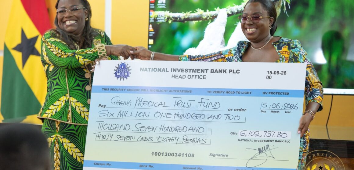 President Mahama Leads Salary Donation to Ghana Medical Trust Fund