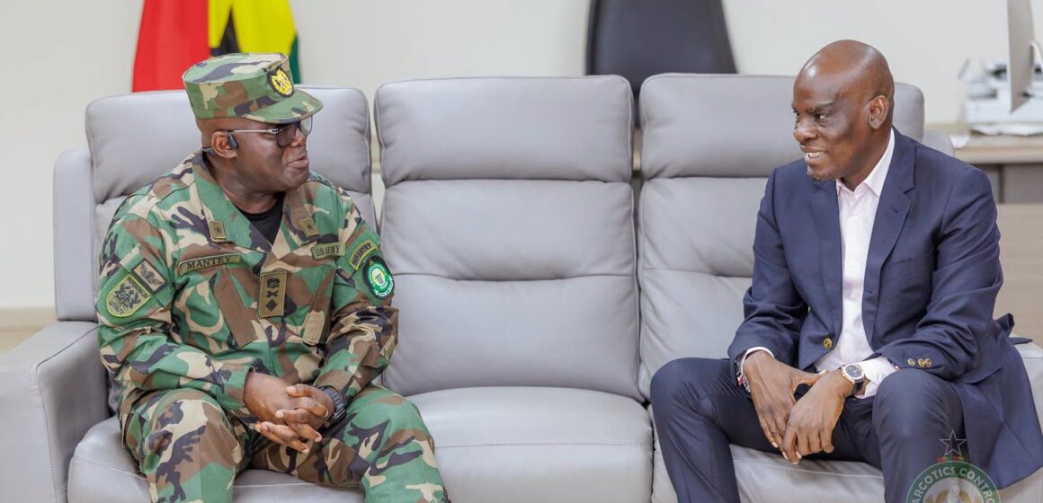 DG Meets Education Minister Over Rising Substance Abuse in Schools