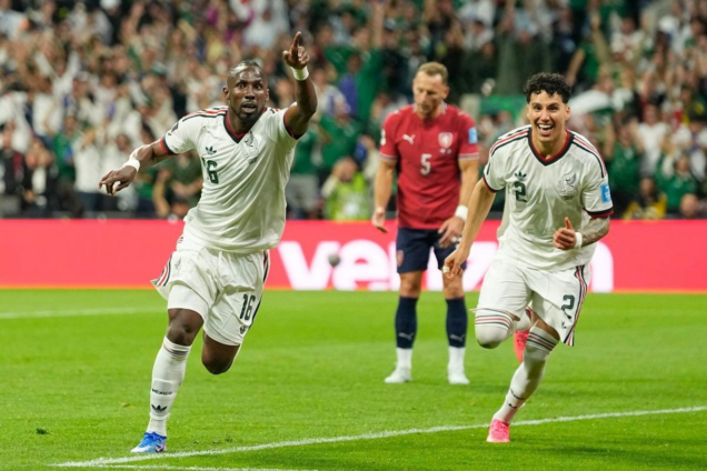 Mexico Beat Czech Republic To Maintain 100% Winning Record