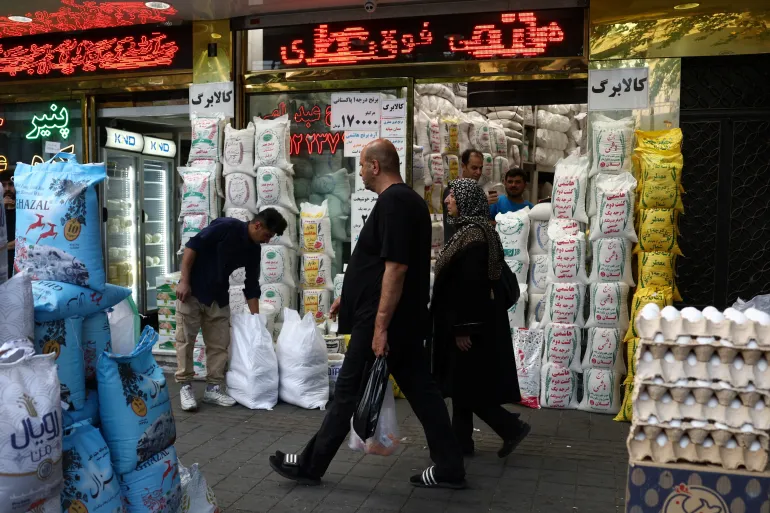 Iranians cautiously optimistic about thorny deal with US Iranians cautiously optimistic about thorny deal with US