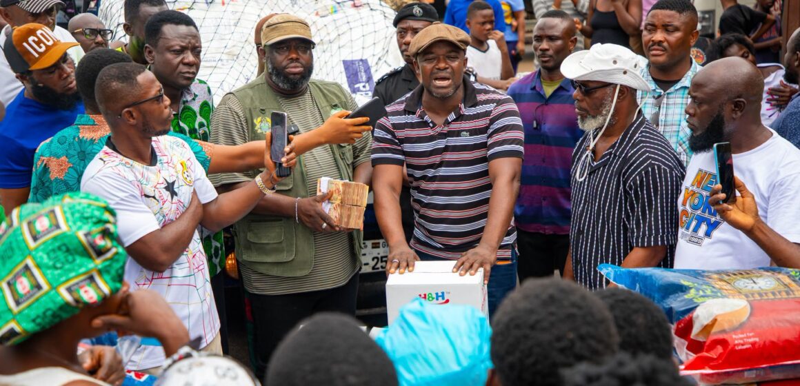 Mayor of Accra Extends Relief to Flood Victims in Four Communities