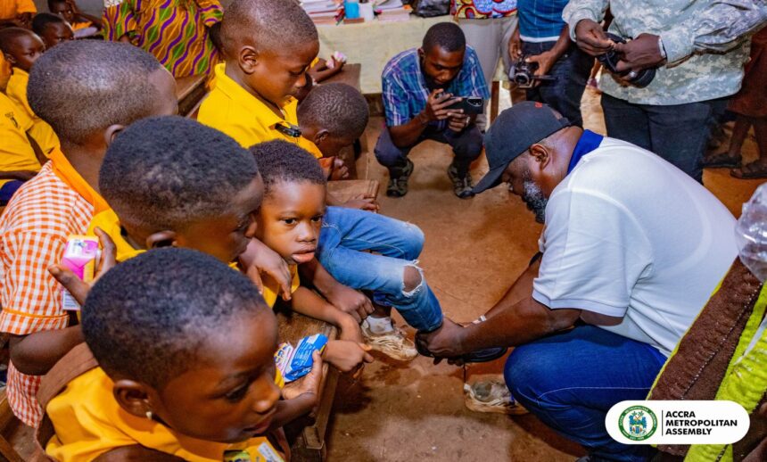 Mayor of Accra Welcomes Children Back To School, Funds Books For 10 Children
