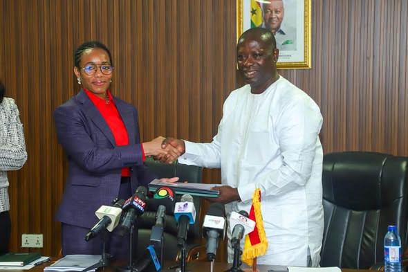 Acting Minister Over Environment Ministry to Zanetor