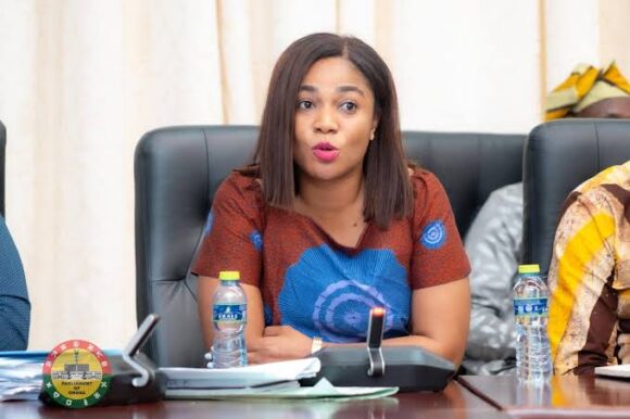 Minority Slams 9% Pay Deal, Cites Rising Utility And Living Costs